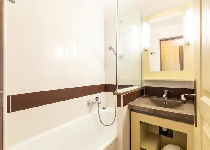 Résidence Le Village De Cap Esterel - Maeva - 4 Personnes - Sélection Mae-4734 Apartamento